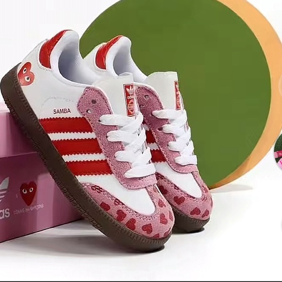 NWT!!! Adidas Samba Pink and Red Heart Sneakers - Picture 8 of 11